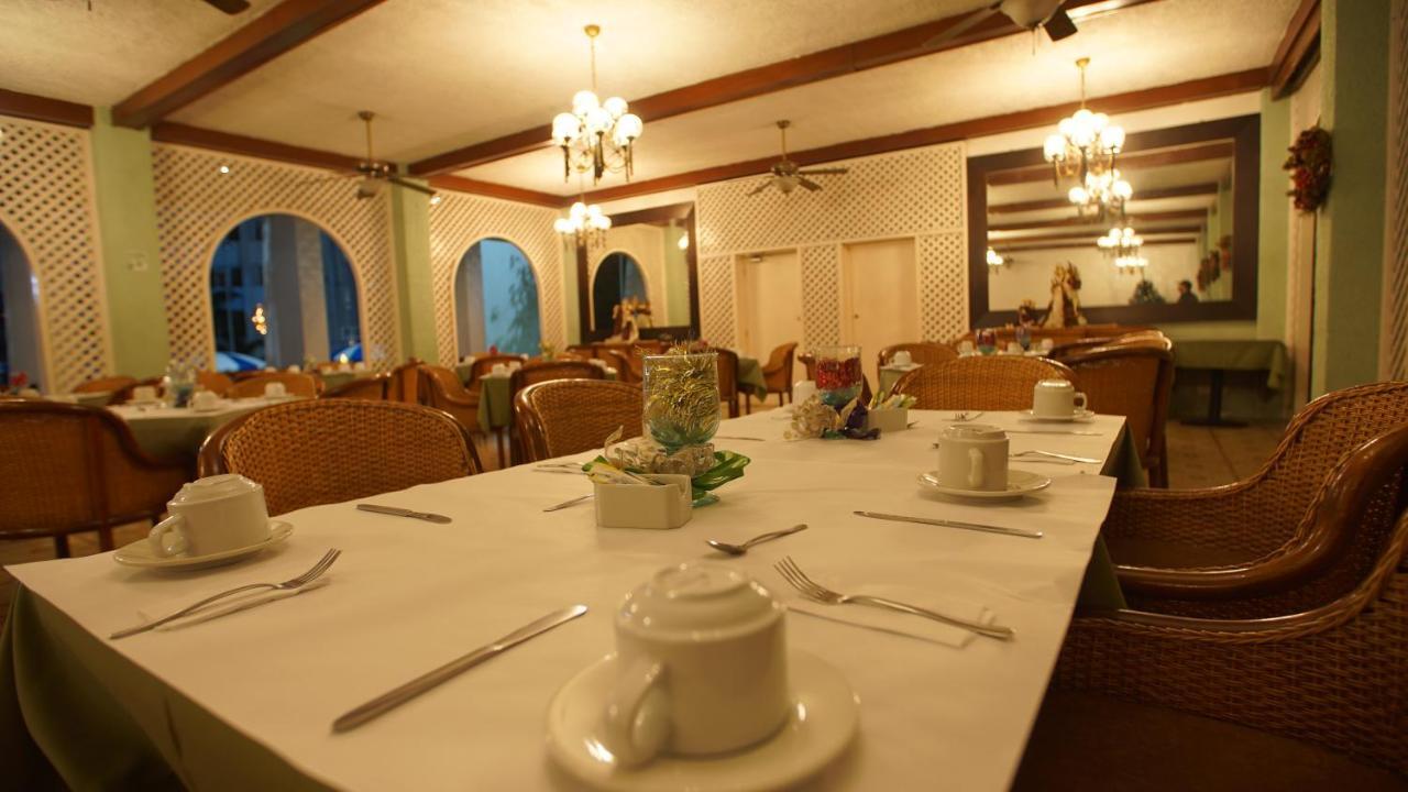 Hotel Bachue จีราร์ดอท ภายนอก รูปภาพ